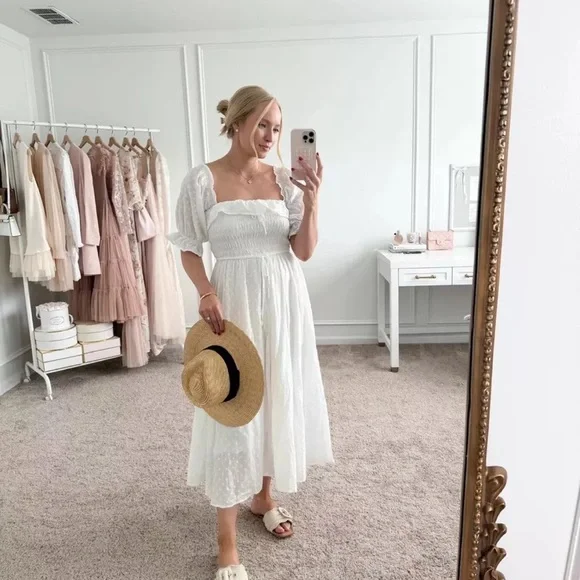 Quince 100% Organic Cotton Gauze Smocked Square Neck Midi Dress Sz Sm White NEW - Picture 2 of 4